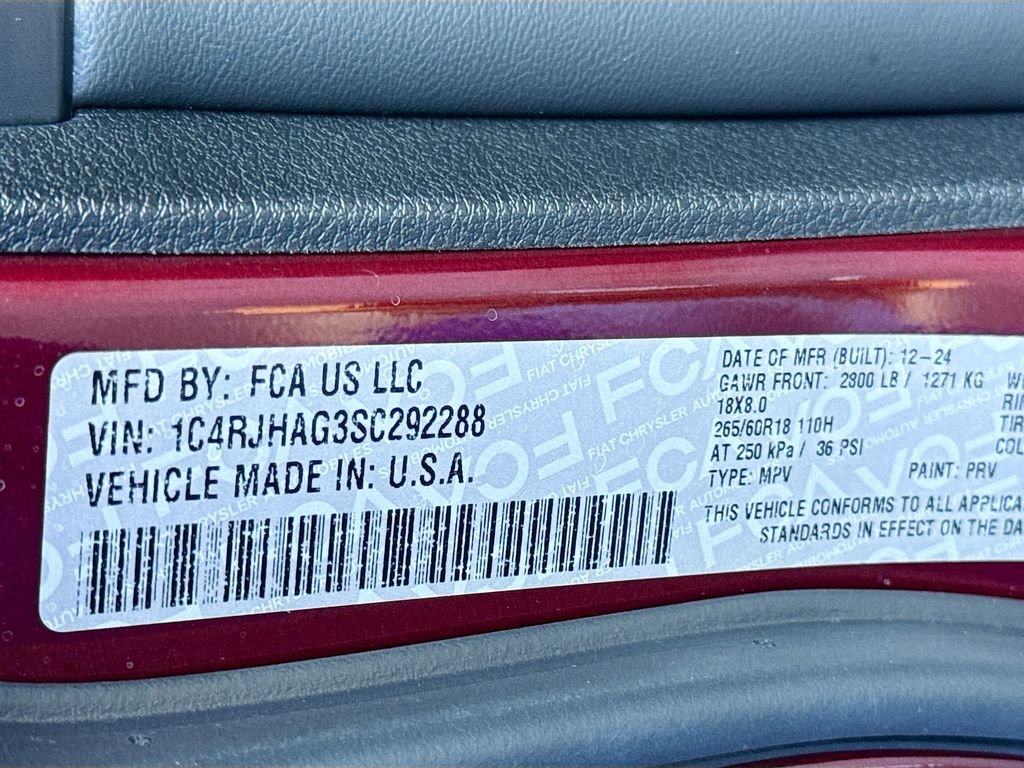 Certified Used 2025 Velvet Red Pearlcoat Jeep Altitude X image 33