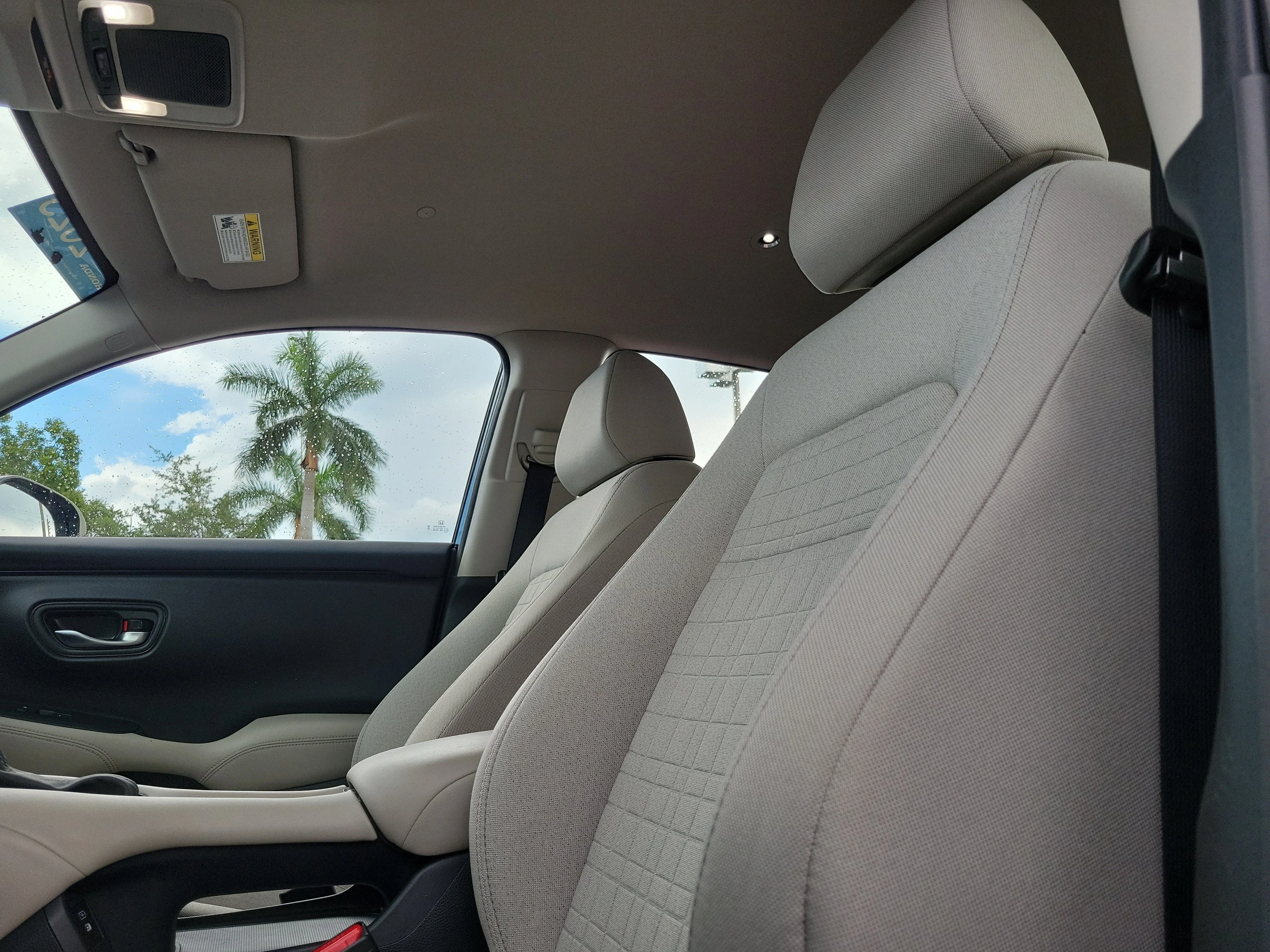 2025 Honda HR-V LX - Photo 23
