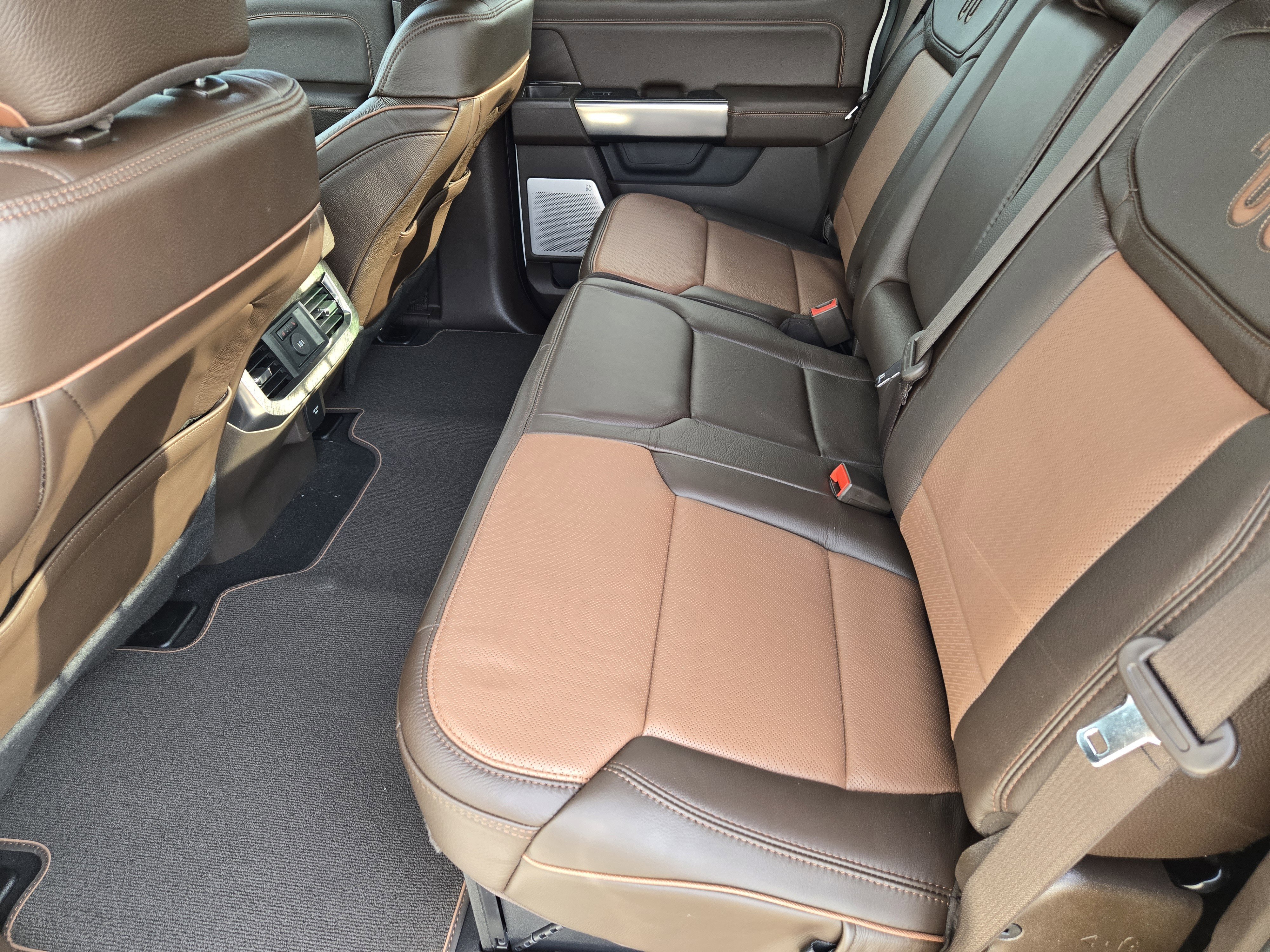 New 2026 Star White Ford F-250 King Ranch image 19