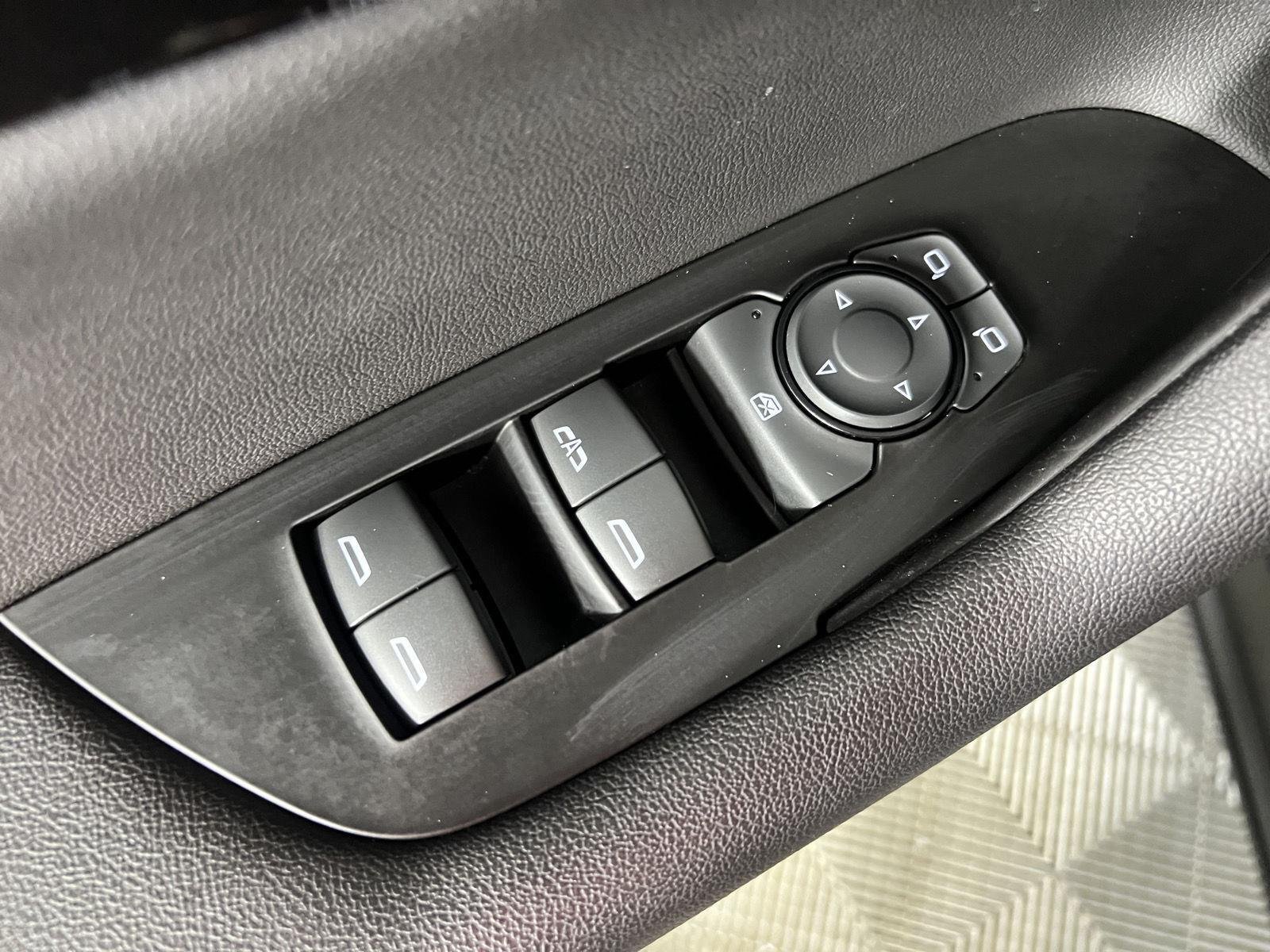 Used 2021 Black Chevrolet RS image 32