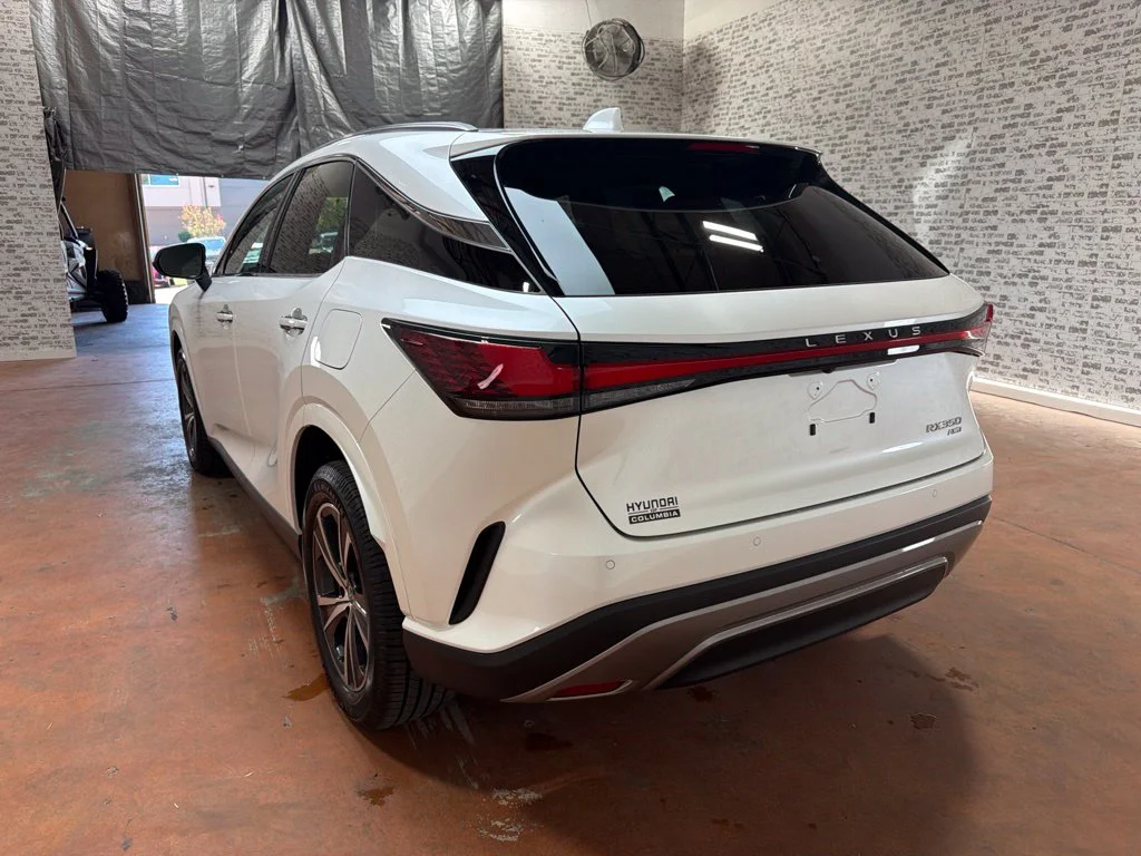 Used 2023 Eminent White Pearl Lexus 350 Premium Plus image 5