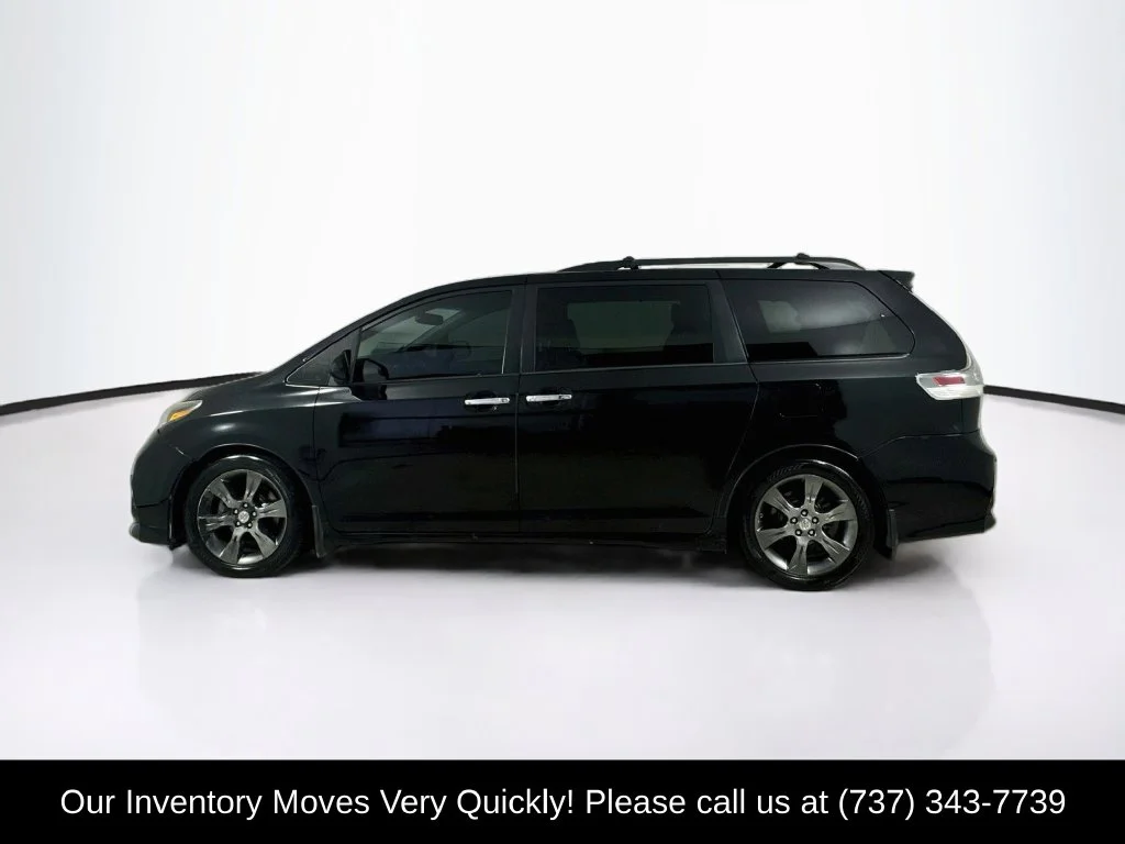 Used 2016 Midnight Black Metallic Toyota SE image 4
