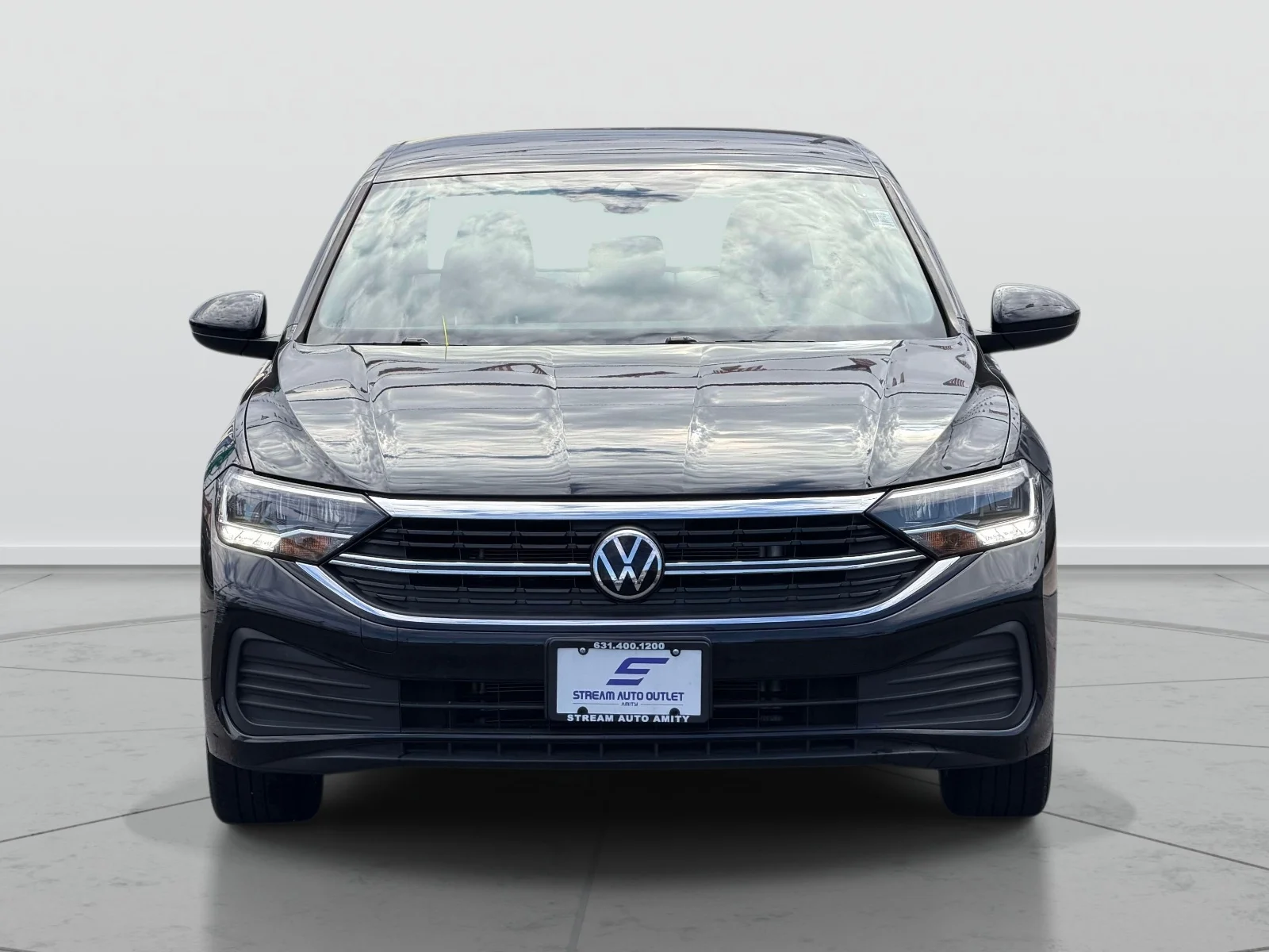 Used 2024 Black Volkswagen 1.5T SE image 2