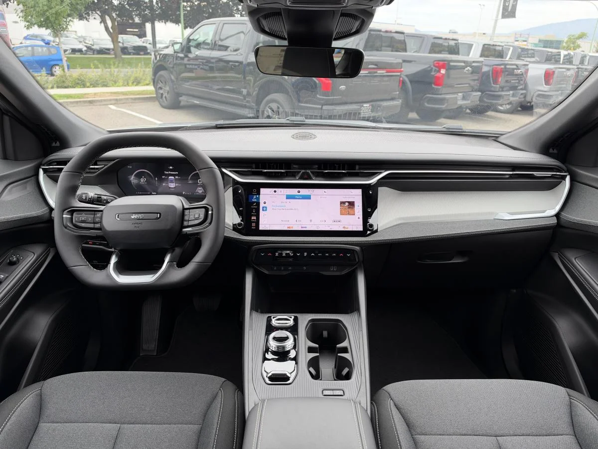New 2026 Silver Jeep Base image 18