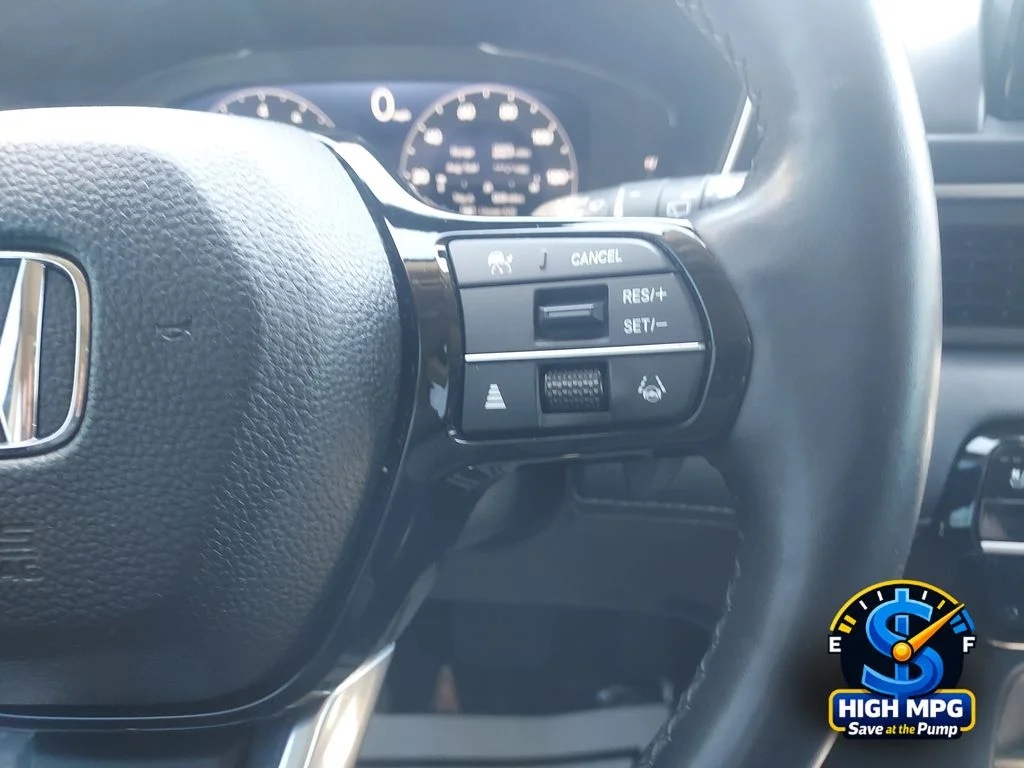 Used 2023 Black Honda Elite image 17