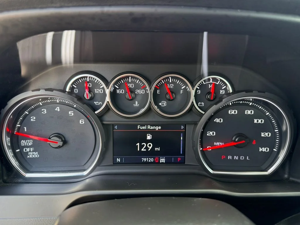 Used 2021 White Chevrolet RST image 22