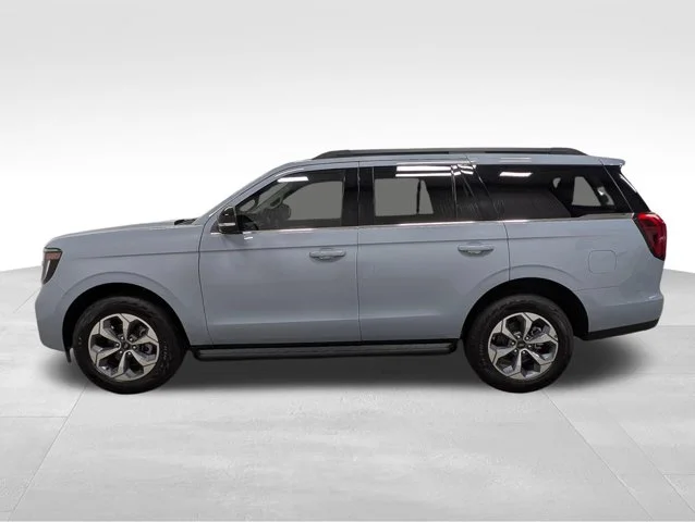 New 2027 Glacier Gray Metallic Tri-Coat Ford Active image 34