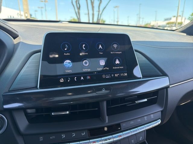 Used 2022  Cadillac V-Series image 5