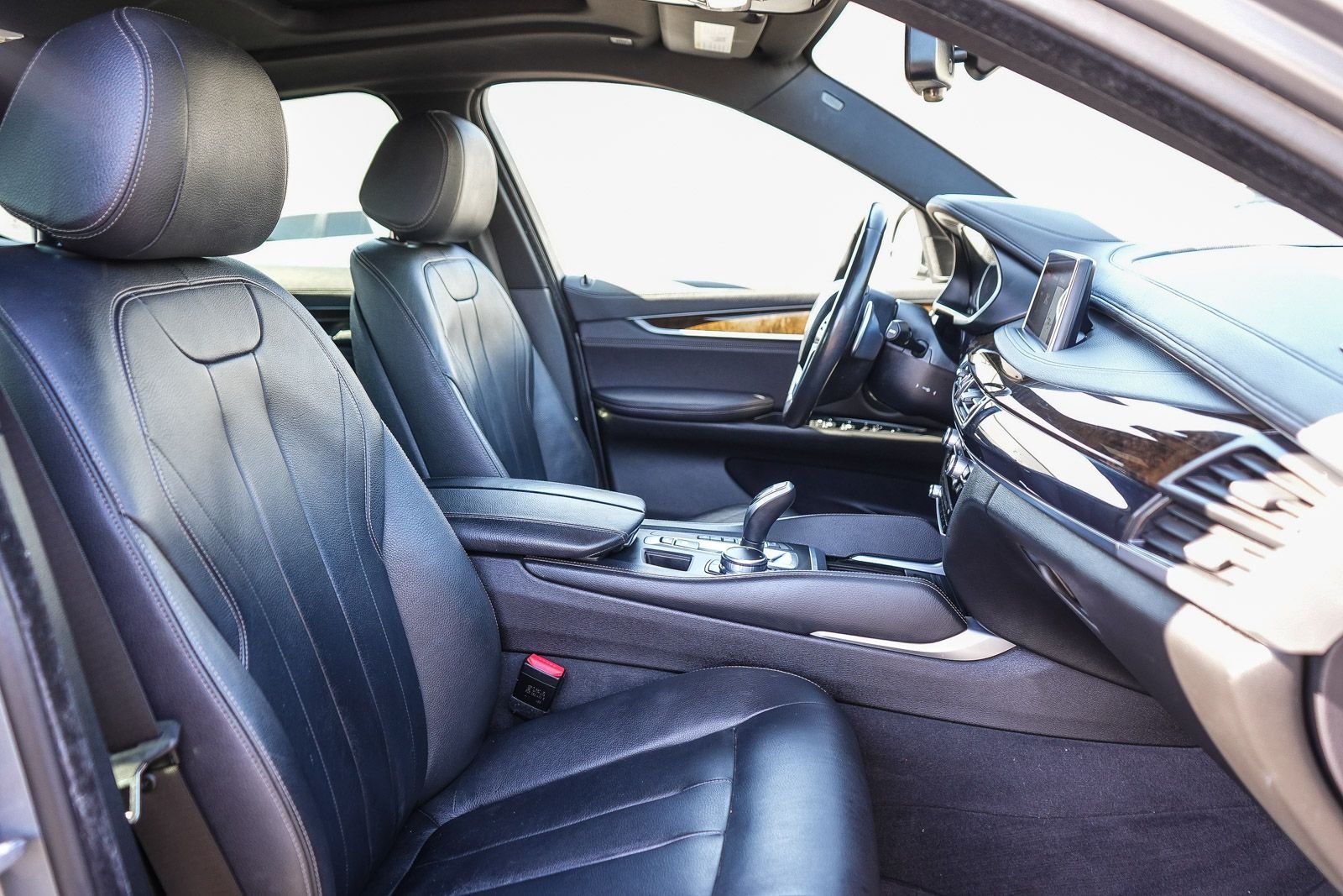 Used 2019 Space Gray Metallic BMW xDrive35i image 21