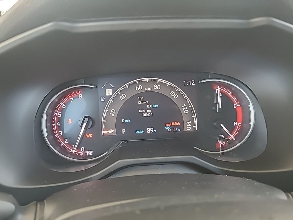 Used 2025 White Toyota LE image 13