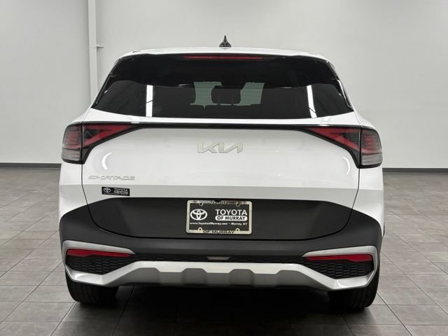 Used 2023 White Kia EX image 3