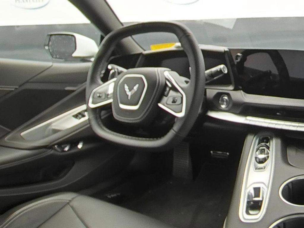 Used 2026 Arctic White Chevrolet 1LT image 16