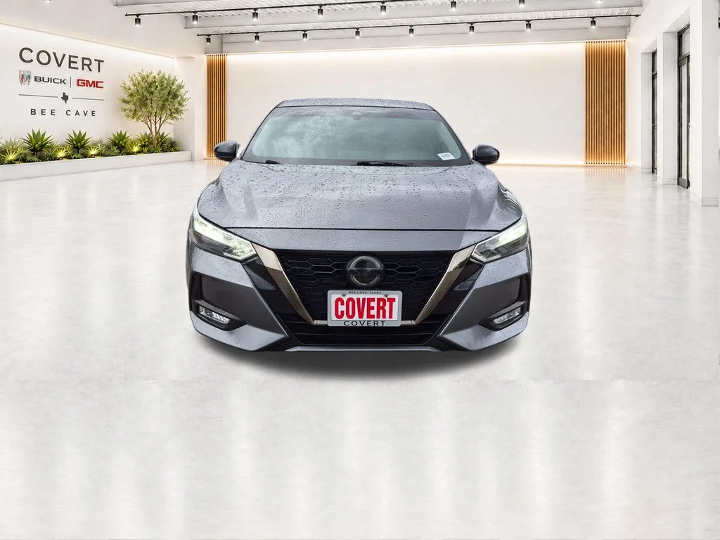 Used 2020 Gray Nissan SR image 3