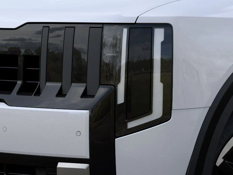 New 2027 White Kia EX image 10