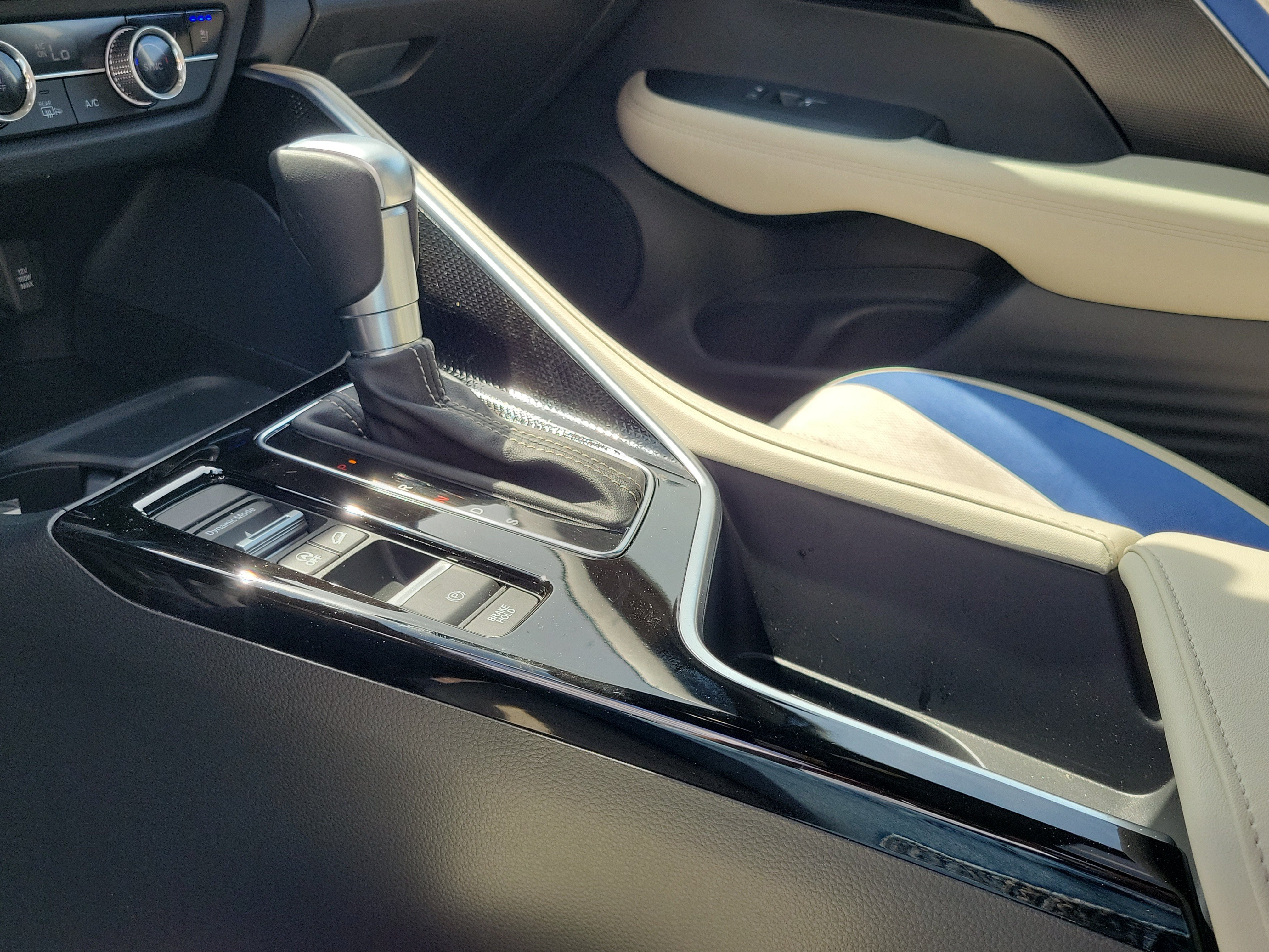 2026 Acura ADX A-Spec Package - Photo 29