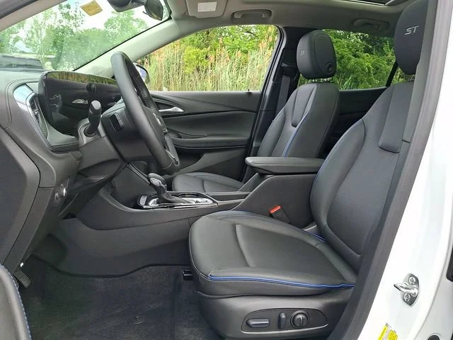 New 2026 Summit White Buick Sport Touring image 20