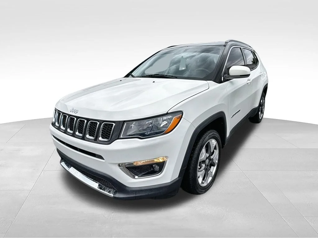 Used 2019 White Jeep Limited image 4