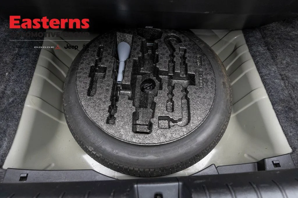 Used 2018 Black Honda LX image 20