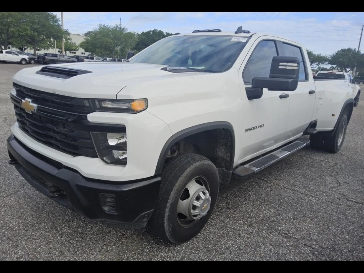 Used 2024 Summit White Chevrolet WT DRW image 2