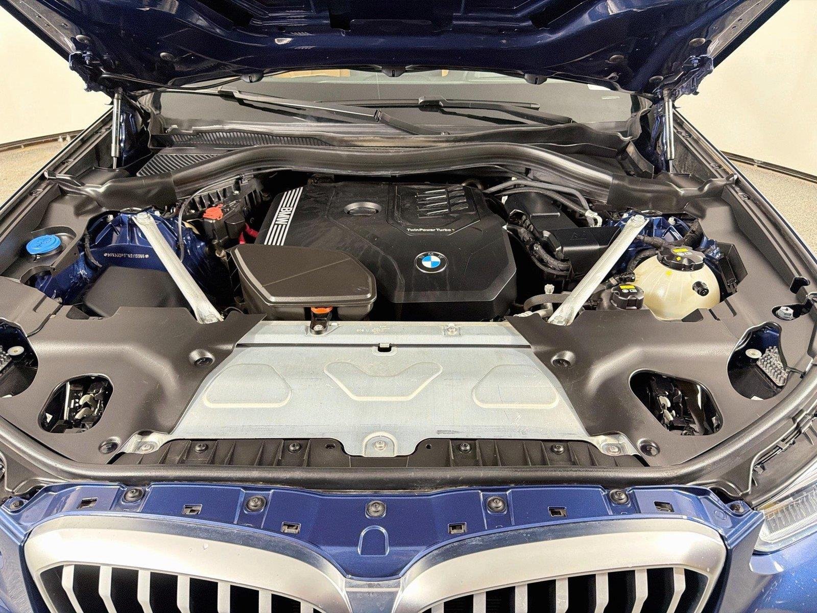 Used 2022 Phytonic Blue Metallic BMW xDrive30i image 31