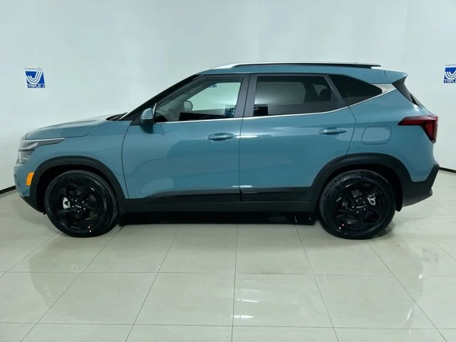 New 2026 Pluton Blue Kia EX image 5