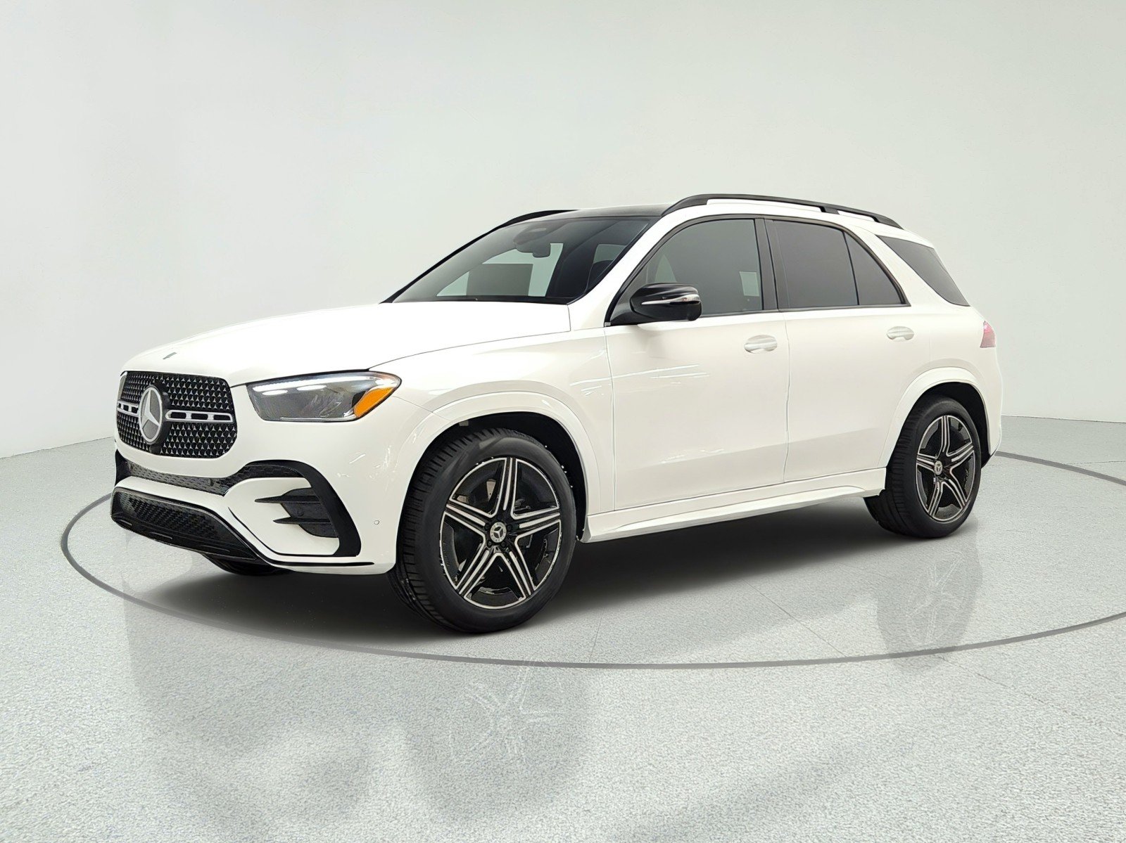 New 2026 Polar White Mercedes-Benz GLE 450 4MATIC® SUV image 1