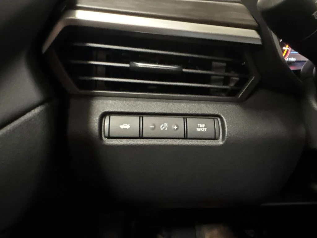 New 2026 Black Nissan 2.5 SV image 26