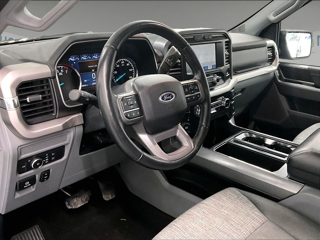 Used 2022 Black Metallic Ford XLT image 8