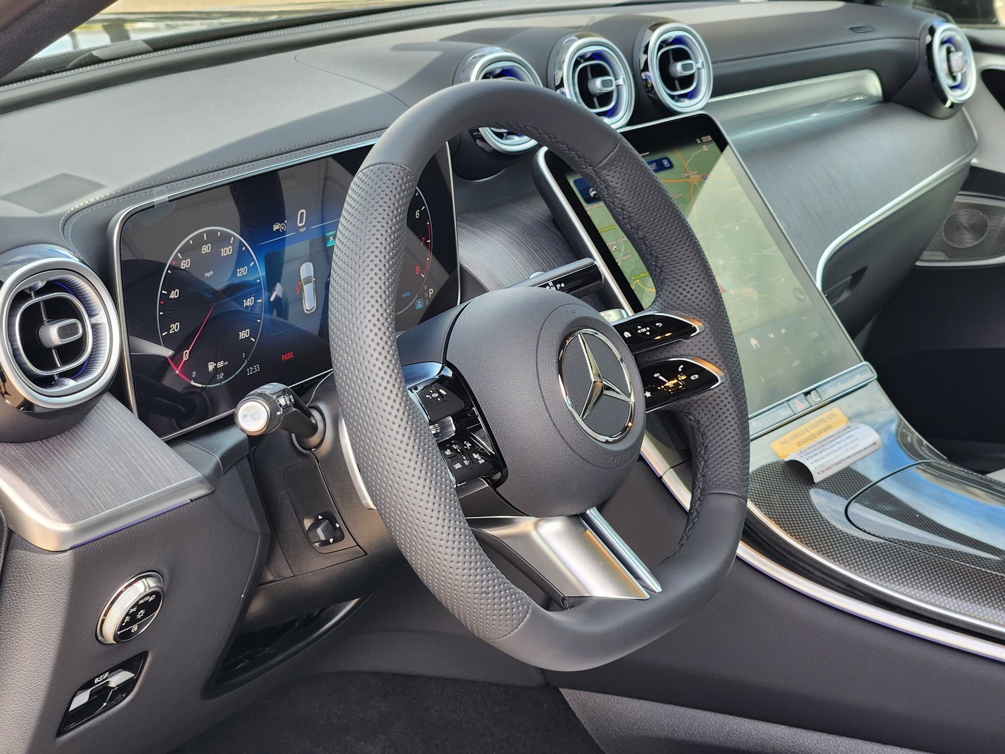 New 2027 Graphite Grey Metallic Mercedes-Benz GLC 300 4MATIC® image 12