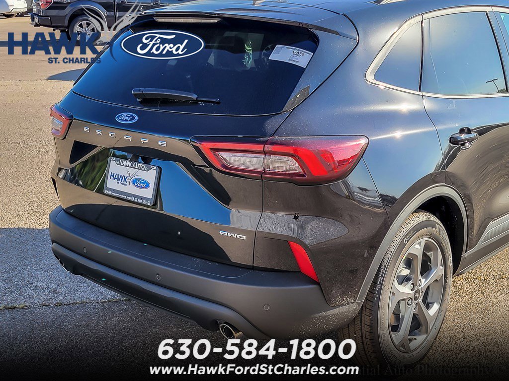 New 2026 Agate Black Metallic Ford ST-Line image 6