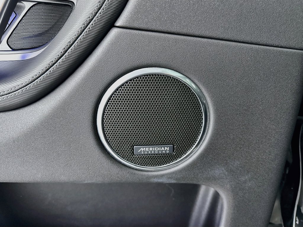 Certified Used 2025 Black Land Rover Dynamic SE image 19