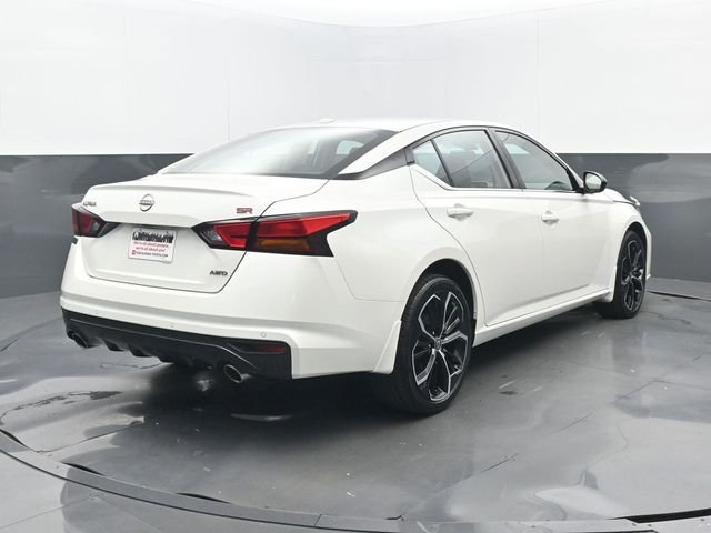 Used 2025 Pearl White Tricoat Nissan 2.5 SR image 20