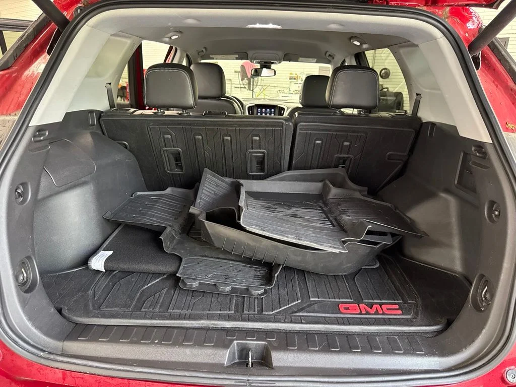 Used 2023 Red GMC SLT image 14