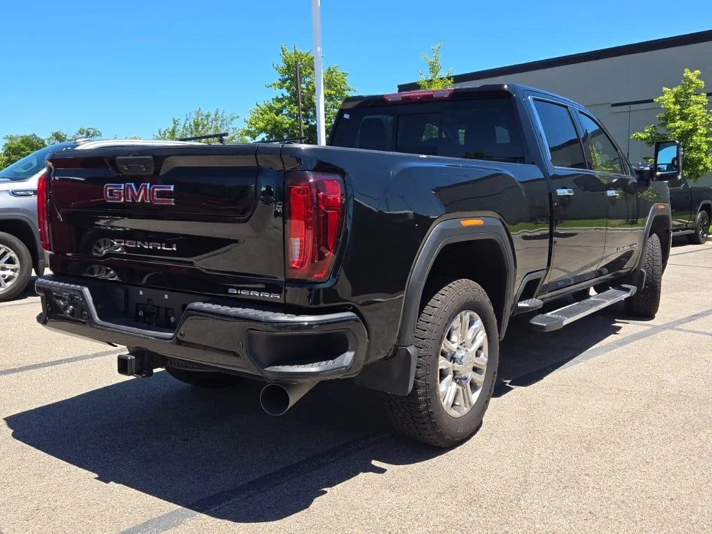 Used 2023 Black GMC Denali image 14