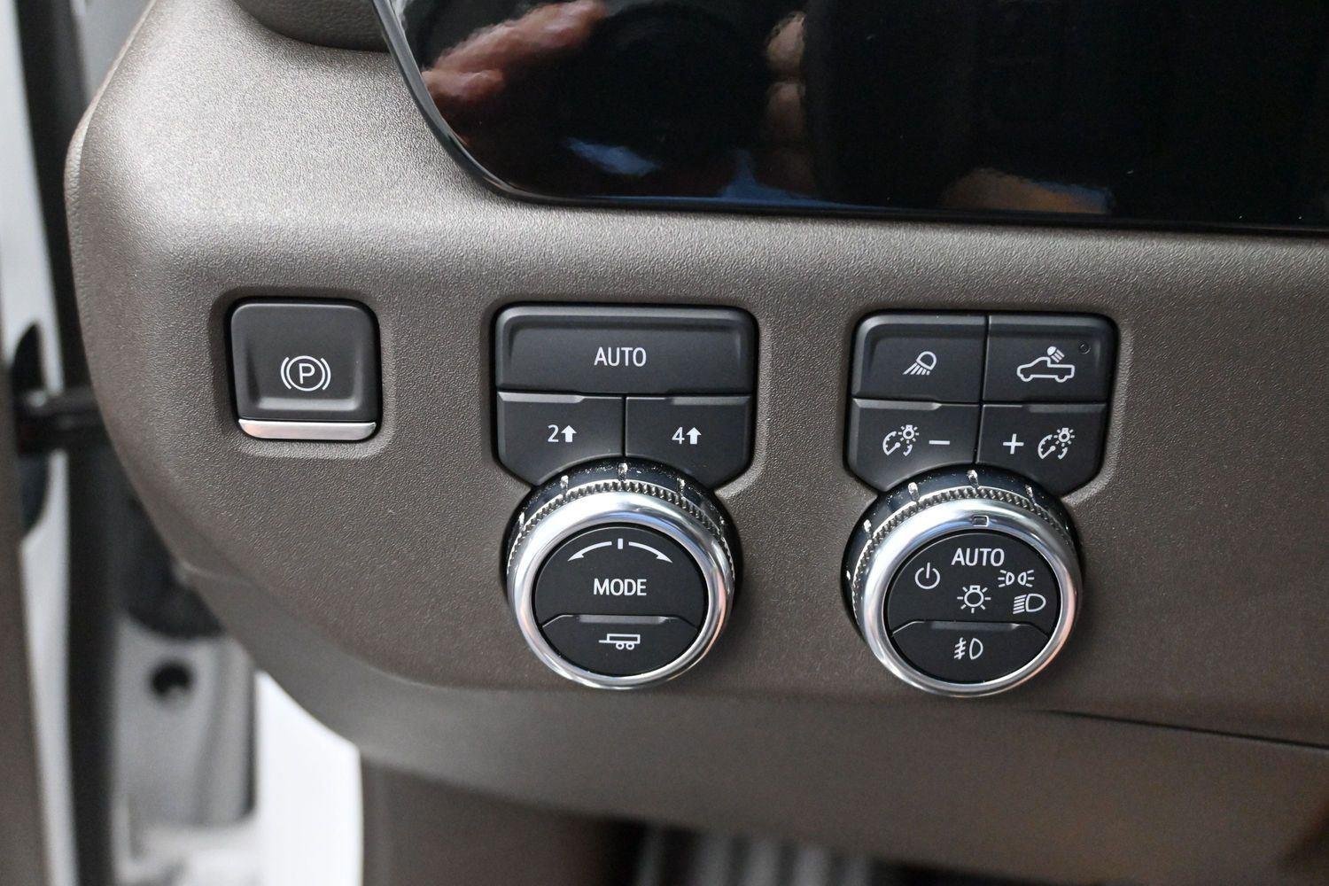 Used 2023 Summit White GMC SLT image 21