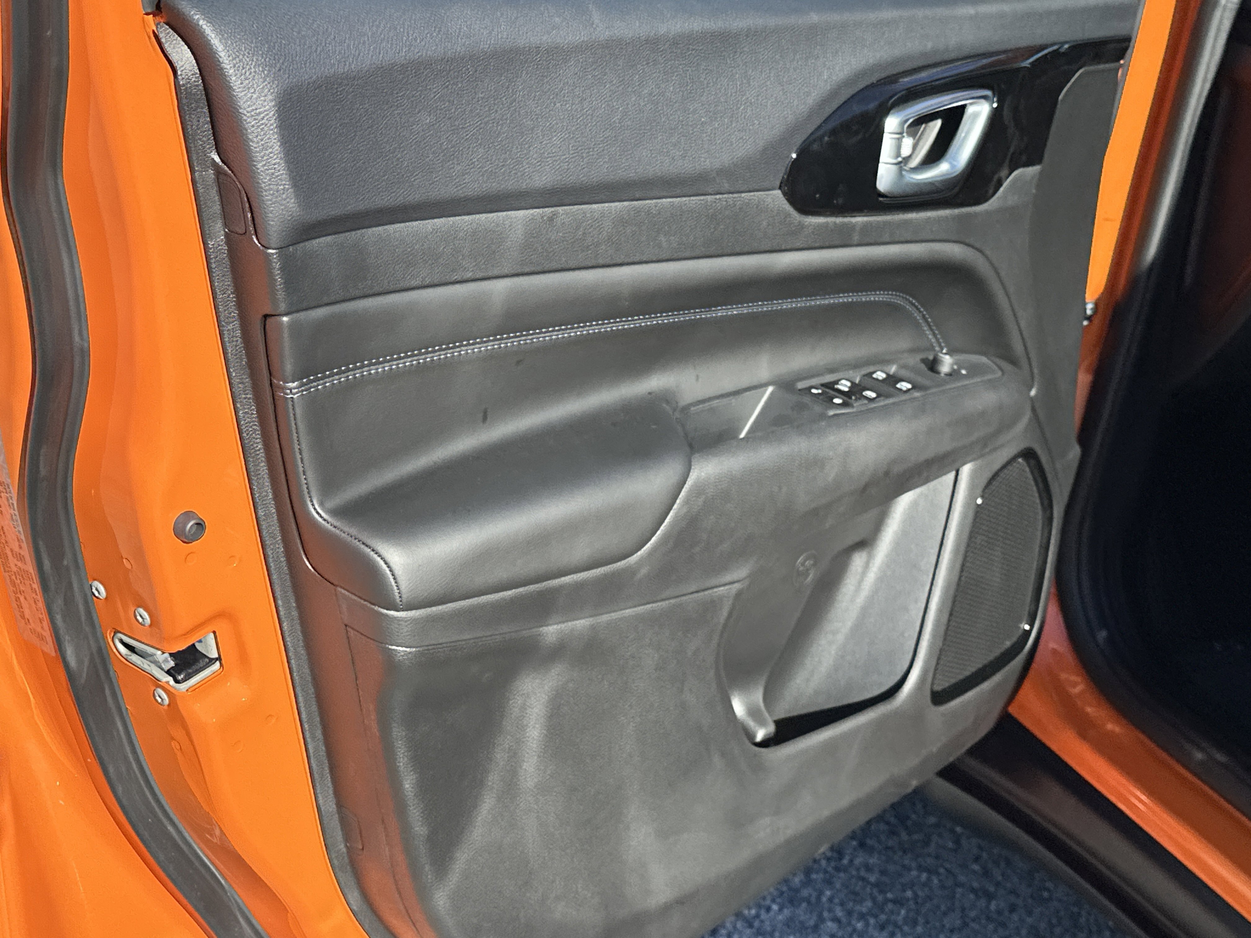 New 2026 Joose (DISC) Jeep Latitude Altitude image 11