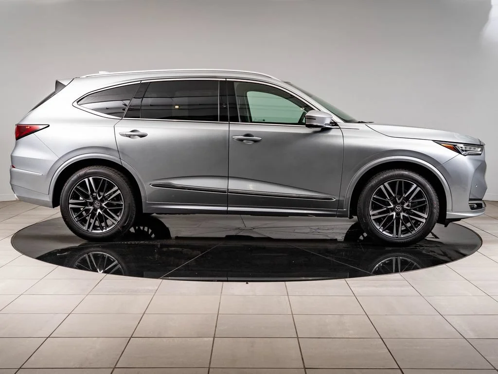 New 2026 Solar Silver Metallic Acura Advance Package image 11