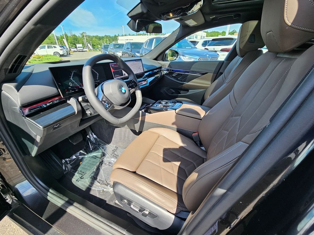 Certified Used 2024 Dark Graphite Metallic BMW 540i xDrive image 13