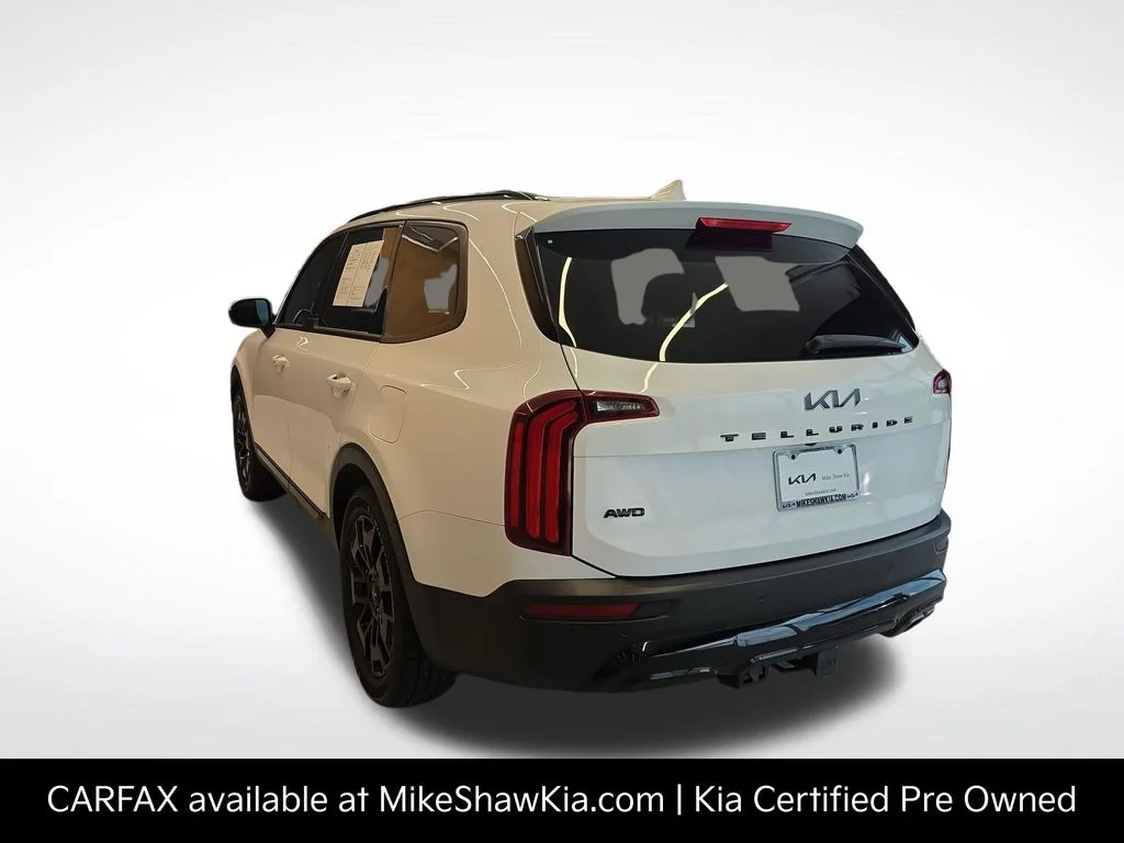 Certified Used 2022 White Kia EX image 4