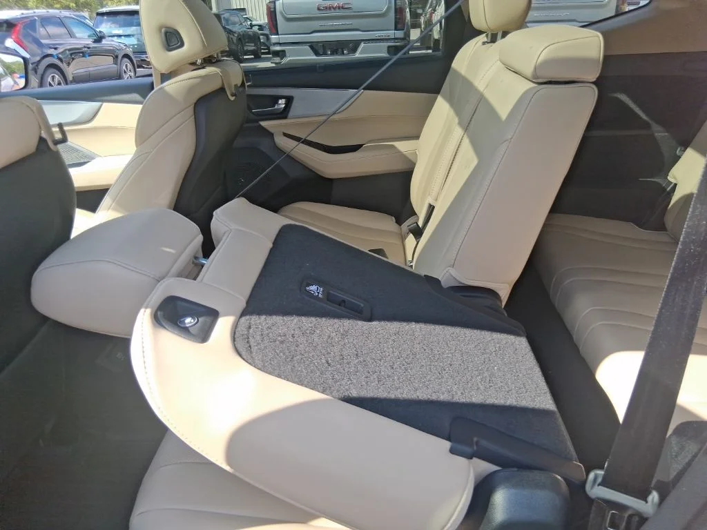 Used 2024 Red Acura Technology image 18