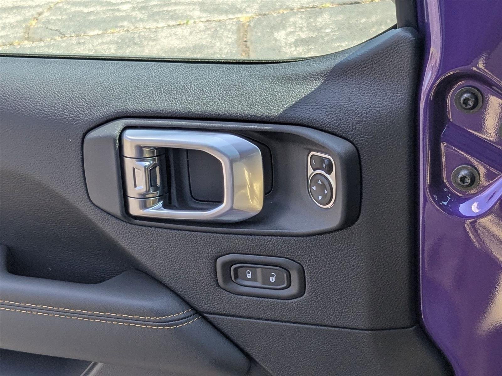 New 2026 Reign Exterior Paint Jeep Sahara image 12