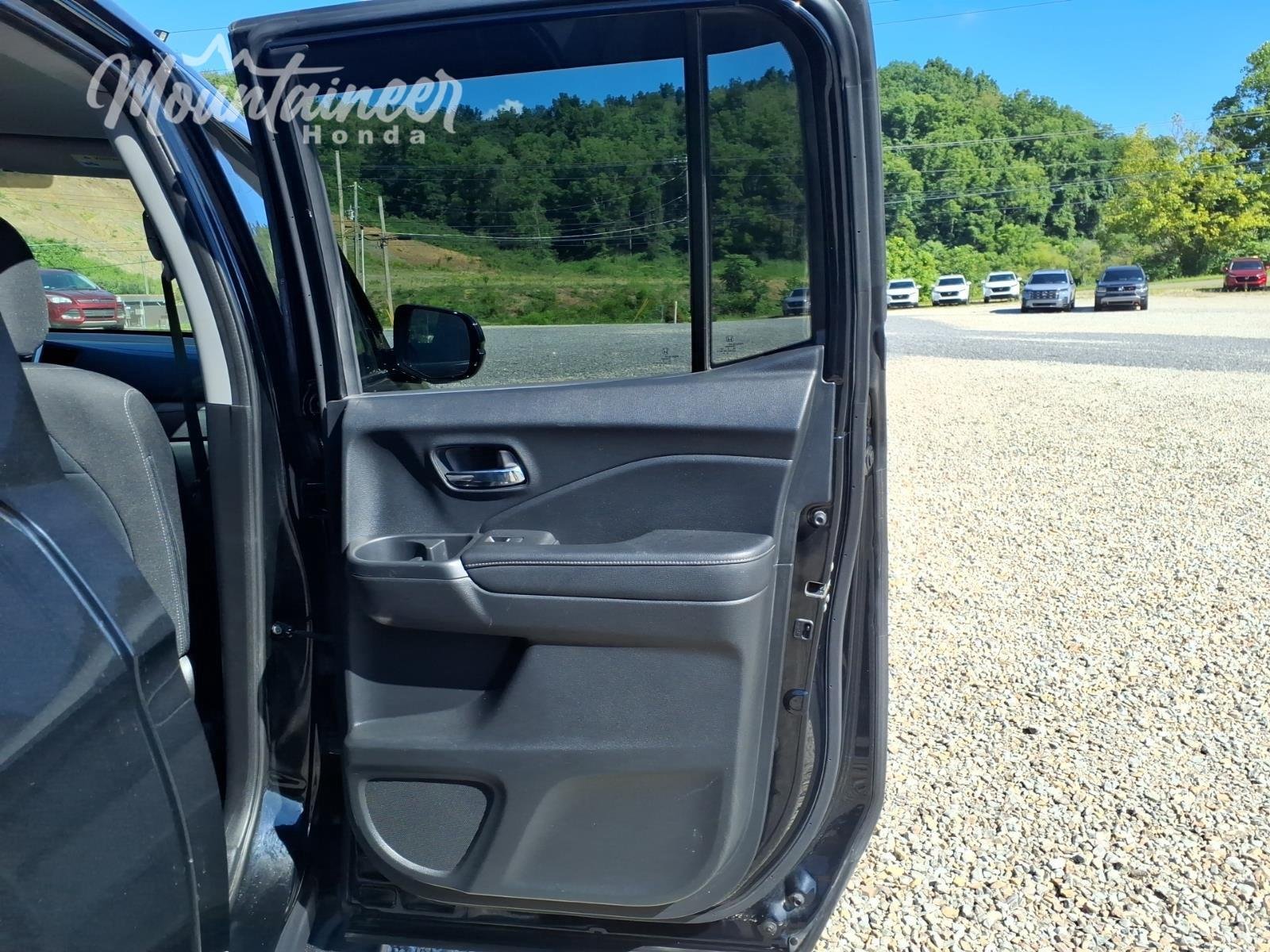 Used 2017 Crystal Black Pearl Honda Sport image 19