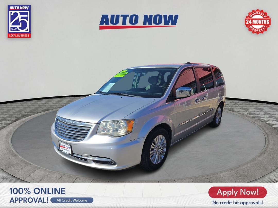 2012 Chrysler Town & Country Limited