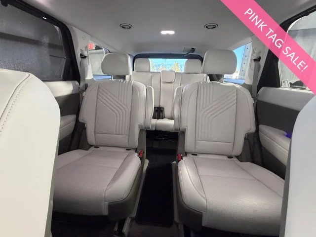 Used 2026 Black Hyundai SEL Premium image 37