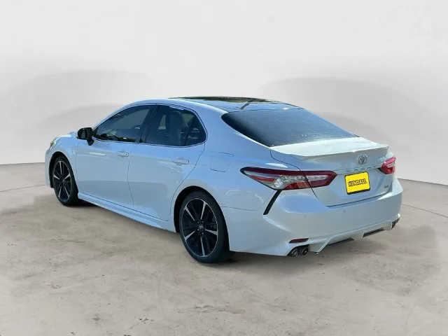 Used 2018 Beige Toyota XSE image 7