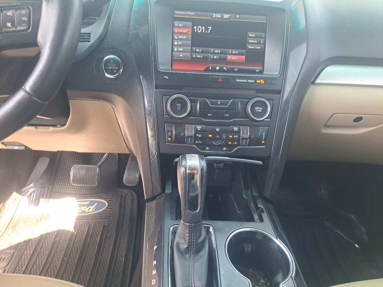 Used 2016 Orange Ford XLT image 21
