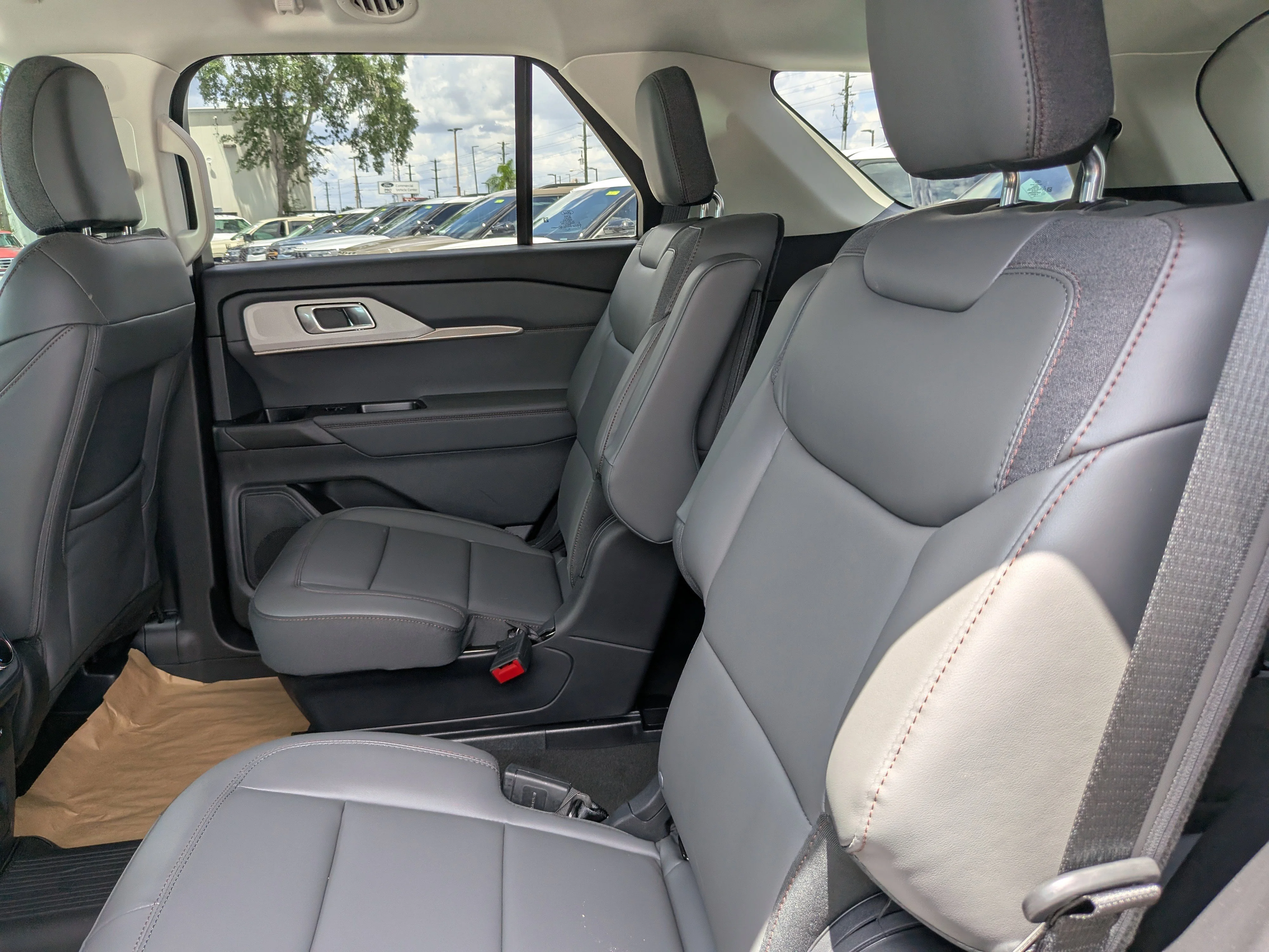 New 2026 Agate Black Metallic Ford Active image 15
