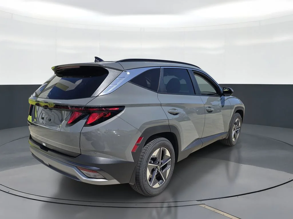 New 2026 Gray Hyundai SEL image 3