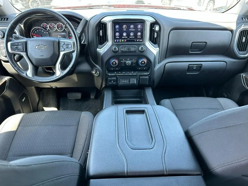 Used 2019 CAJUN RED TINTCOAT Chevrolet RST image 12