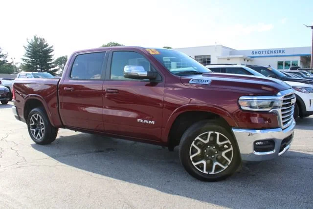 2025 RAM 1500 Laramie 4x4 Crew Cab 5'7's photo